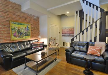 Living Room featuring high speed internet and cable TV